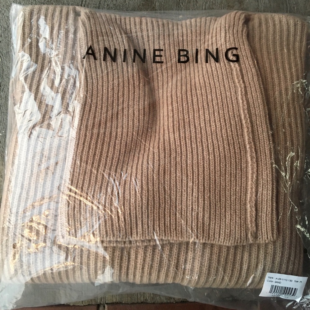 OLIVIA SWEATER - SAND - Picture 8 of 8